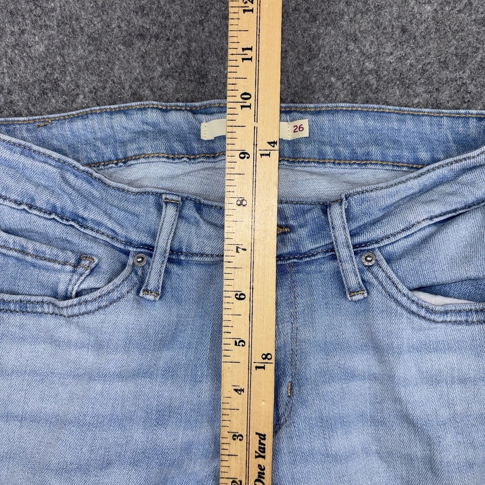 Levi's 711 Skinny Jeans Women's Size 26 Light Wash Stretch Blue Denim Casual - Picture 12 of 14